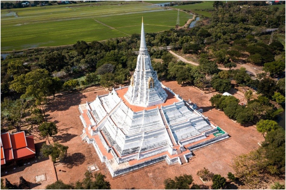 Wat Phu Khao Thong, Ayutthaya